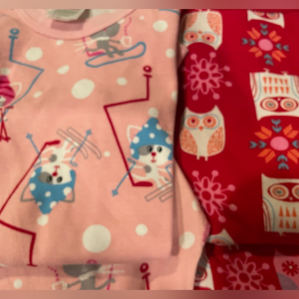 Hanna Andersson pjs size 120/10 set of 2